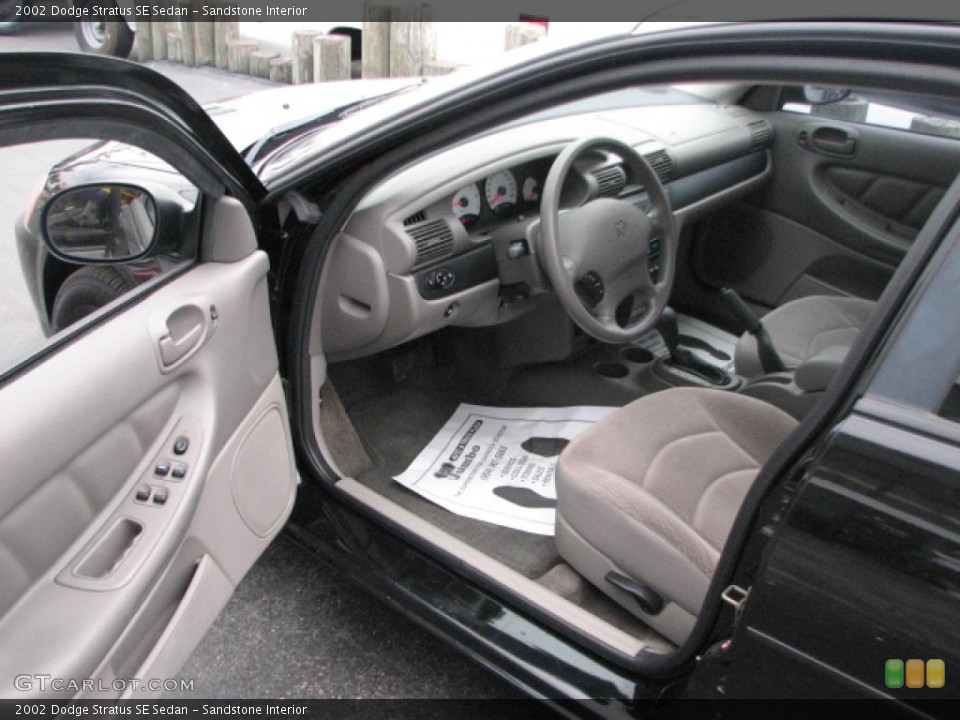 Sandstone Interior Photo for the 2002 Dodge Stratus SE Sedan #39743566