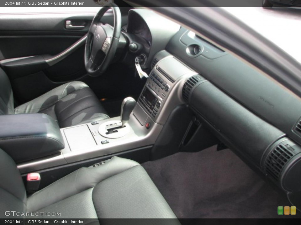 Graphite Interior Photo for the 2004 Infiniti G 35 Sedan #39748594