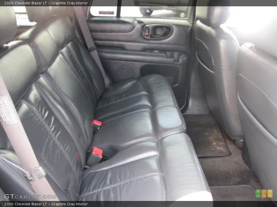 Graphite Gray Interior Photo for the 2000 Chevrolet Blazer LT #39758090