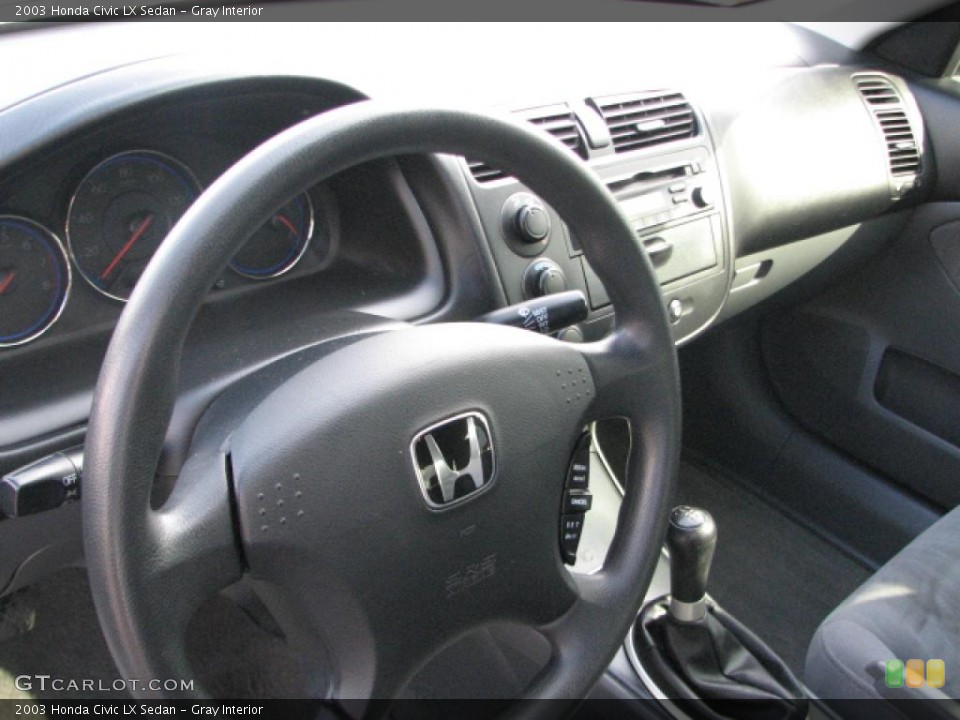 Gray Interior Photo for the 2003 Honda Civic LX Sedan #39760550