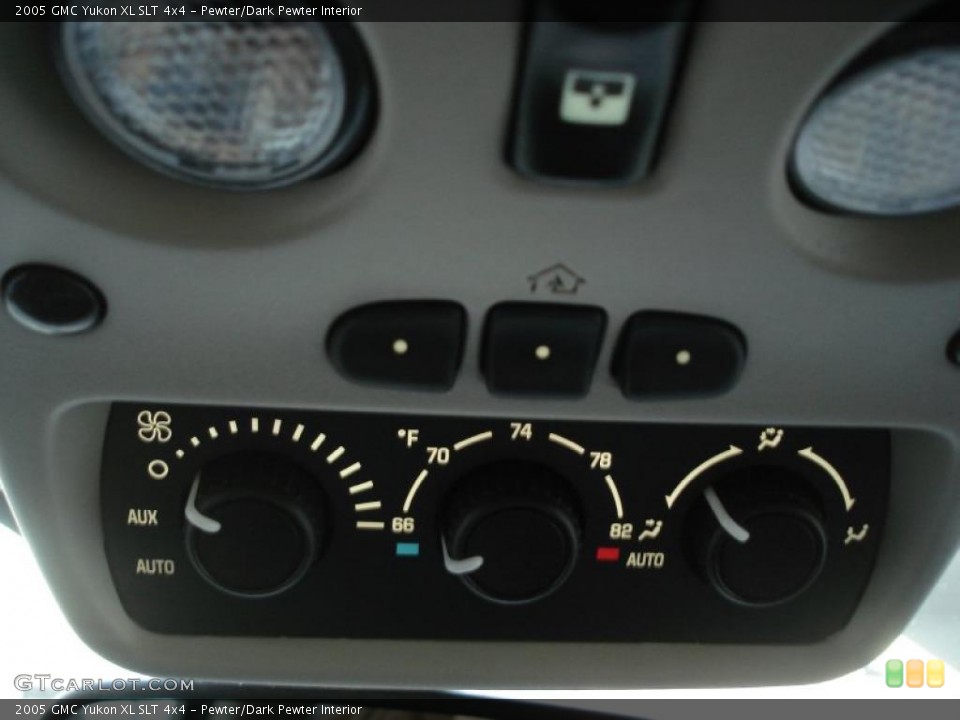 Pewter/Dark Pewter Interior Controls for the 2005 GMC Yukon XL SLT 4x4 #39761830