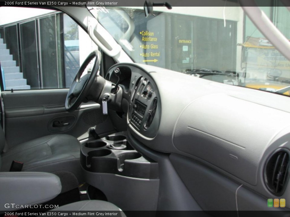 Medium Flint Grey Interior Photo for the 2006 Ford E Series Van E350 Cargo #39762686