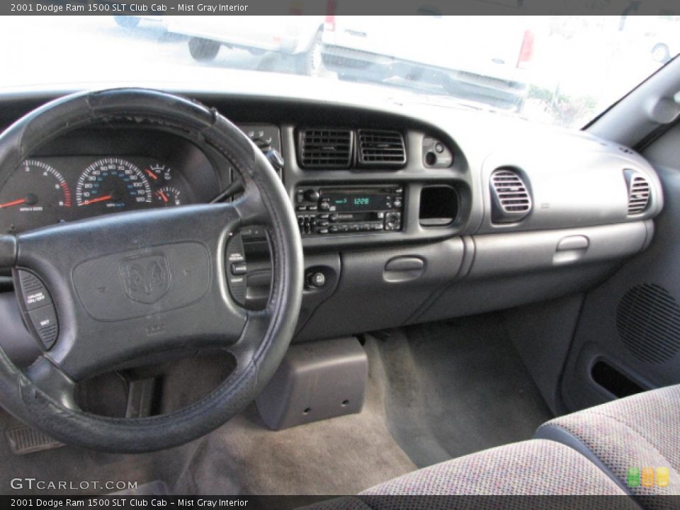 Mist Gray Interior Dashboard for the 2001 Dodge Ram 1500 SLT Club Cab #39762982