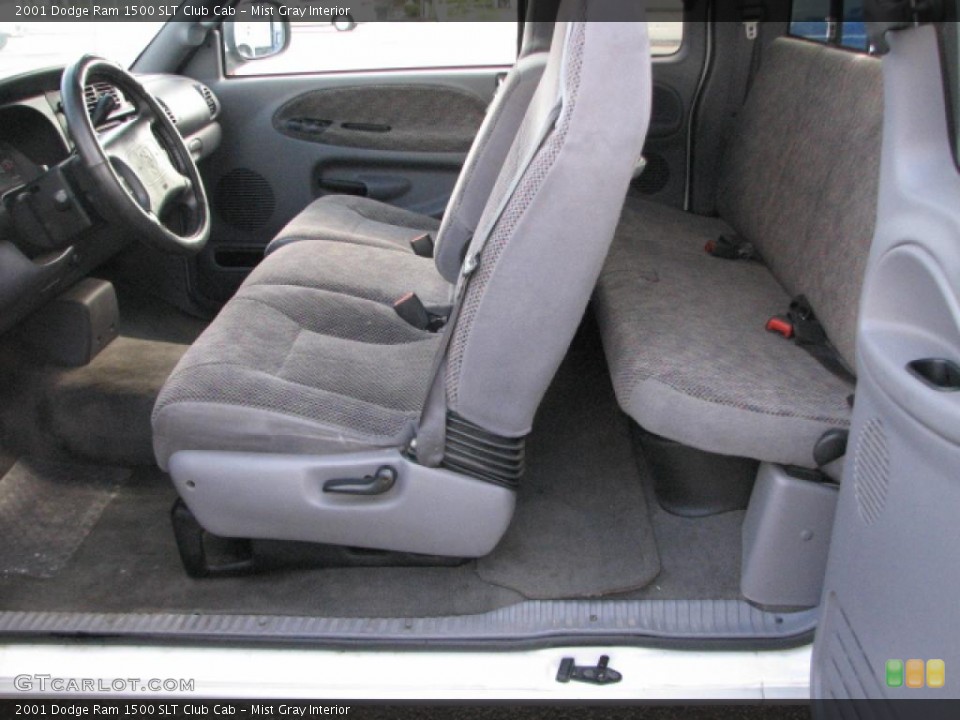 Mist Gray Interior Photo for the 2001 Dodge Ram 1500 SLT Club Cab #39762994