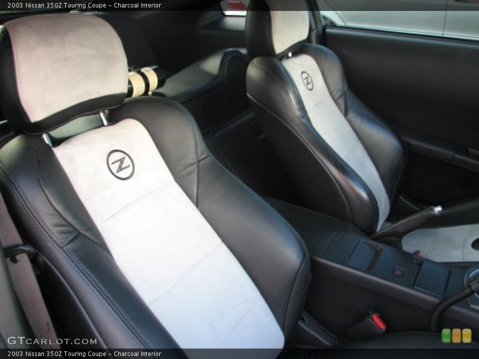 Charcoal Interior Photo for the 2003 Nissan 350Z Touring Coupe #39763574