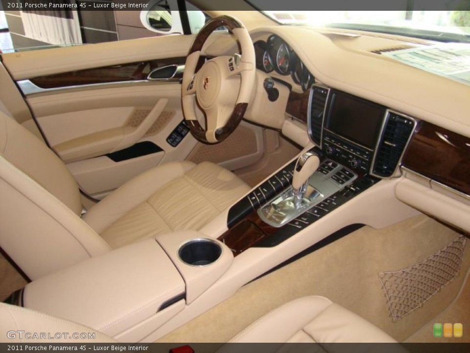 Luxor Beige Interior Photo for the 2011 Porsche Panamera 4S #39764026
