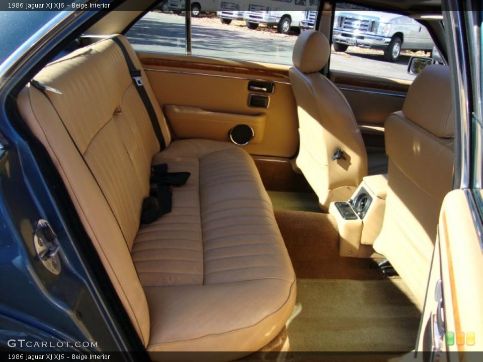 Beige Interior Photo for the 1986 Jaguar XJ XJ6 #39766666