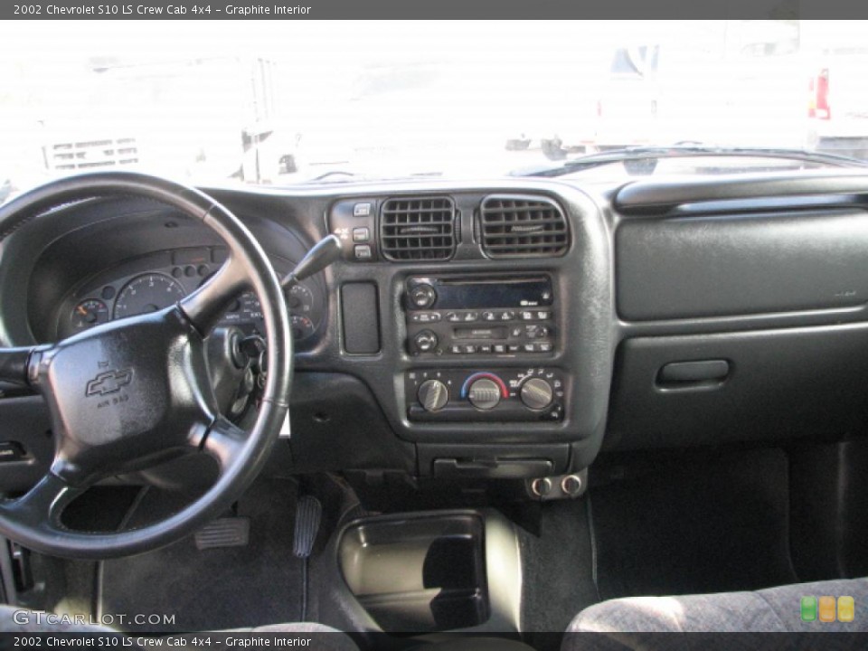 Graphite Interior Dashboard for the 2002 Chevrolet S10 LS Crew Cab 4x4 #39767598