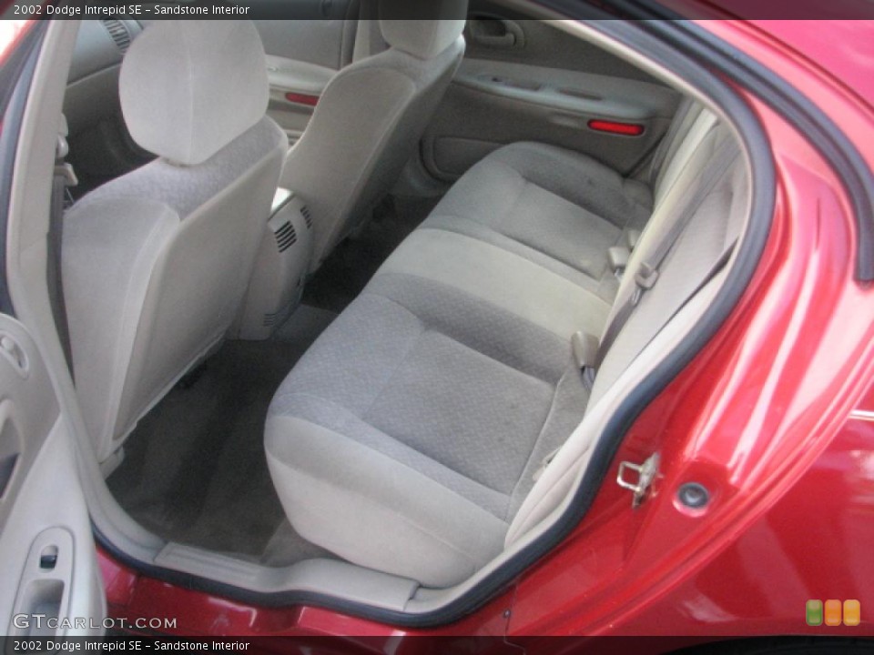 Sandstone Interior Photo for the 2002 Dodge Intrepid SE #39768142