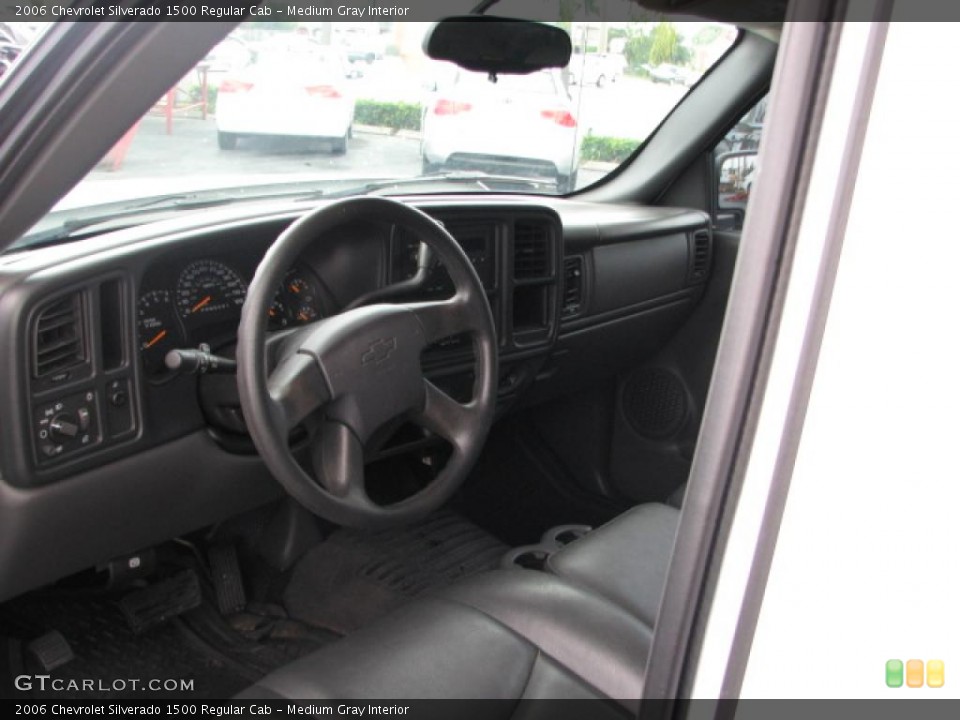 Medium Gray Interior Dashboard for the 2006 Chevrolet Silverado 1500 Regular Cab #39771569
