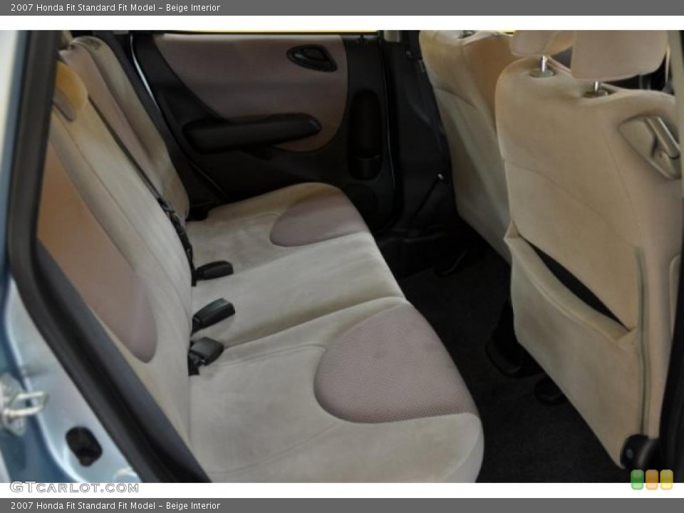 Beige Interior Photo for the 2007 Honda Fit  #39772754