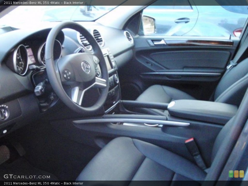 Black Interior Photo for the 2011 Mercedes-Benz ML 350 4Matic #39776792
