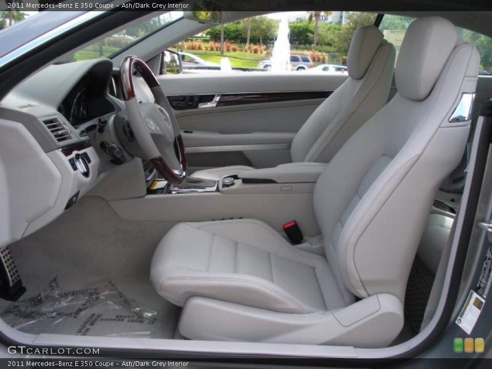 Ash/Dark Grey Interior Photo for the 2011 Mercedes-Benz E 350 Coupe #39781666