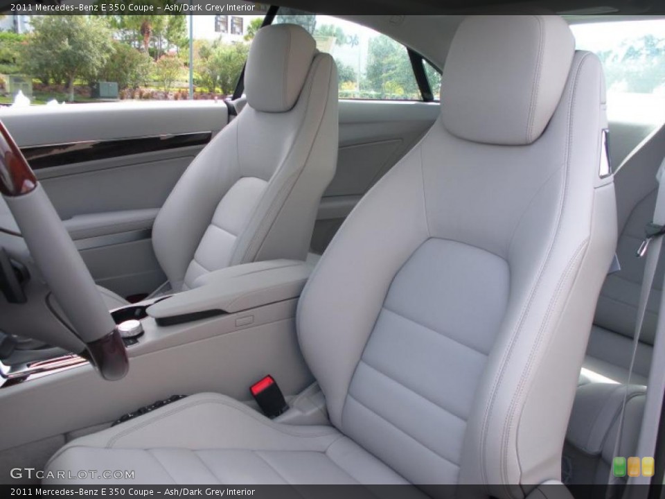 Ash/Dark Grey Interior Photo for the 2011 Mercedes-Benz E 350 Coupe #39781678