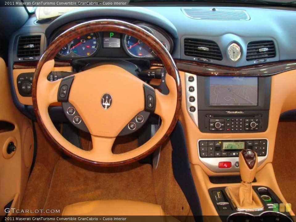 Cuoio Interior Dashboard for the 2011 Maserati GranTurismo Convertible GranCabrio #39786590