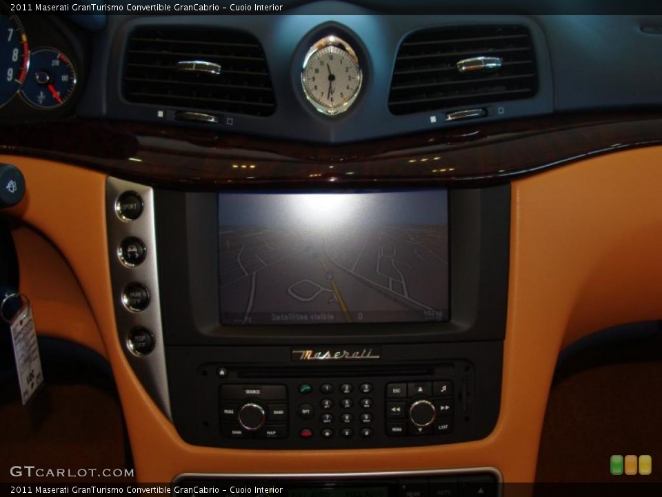 Cuoio Interior Navigation for the 2011 Maserati GranTurismo Convertible GranCabrio #39786614