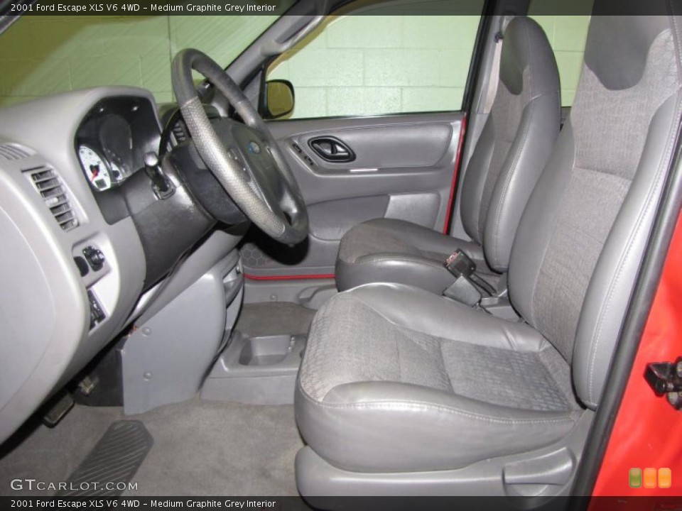 Medium Graphite Grey Interior Photo for the 2001 Ford Escape XLS V6 4WD #39788490