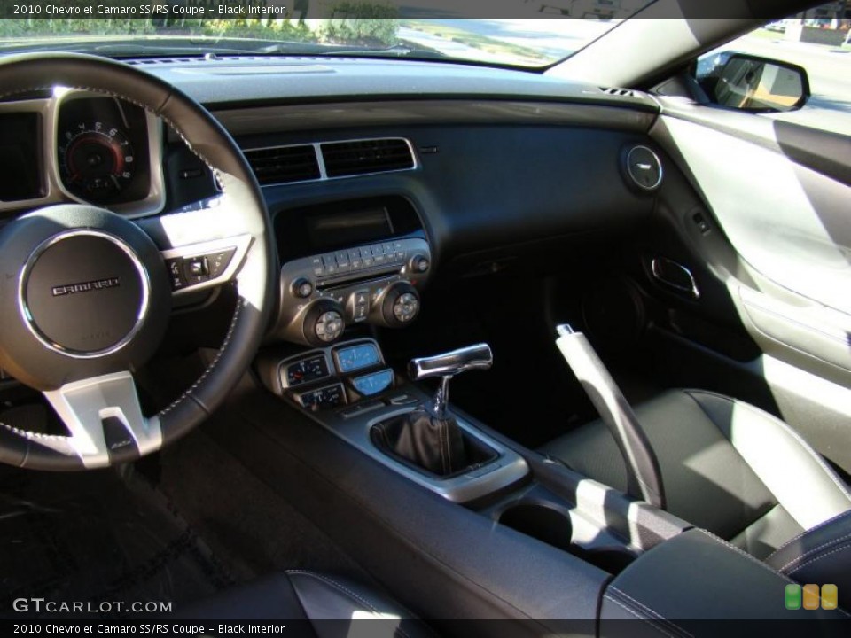 Black Interior Photo for the 2010 Chevrolet Camaro SS/RS Coupe #39789302