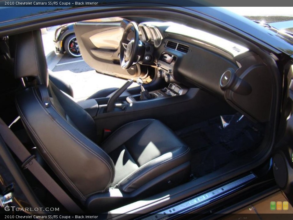 Black Interior Photo for the 2010 Chevrolet Camaro SS/RS Coupe #39789634