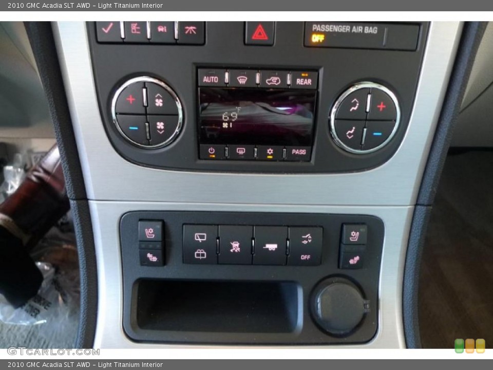 Light Titanium Interior Controls for the 2010 GMC Acadia SLT AWD #39795794