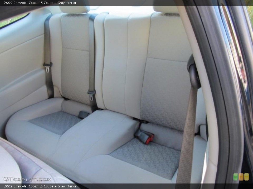 Gray Interior Photo for the 2009 Chevrolet Cobalt LS Coupe #39799366