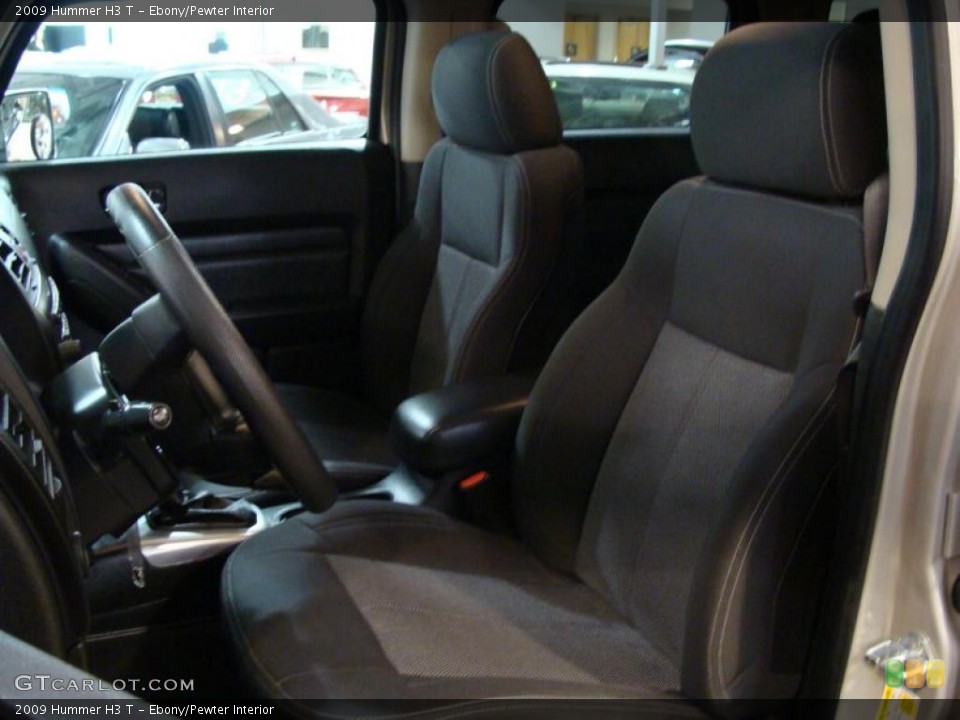 Ebony/Pewter Interior Photo for the 2009 Hummer H3 T #39816736