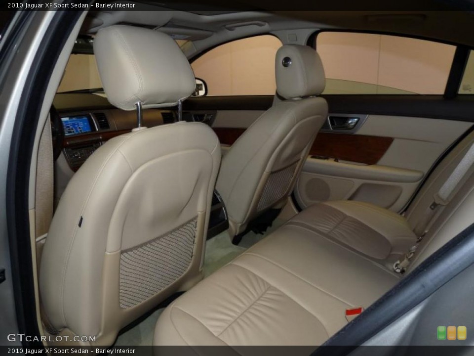 Barley Interior Photo for the 2010 Jaguar XF Sport Sedan #39817180