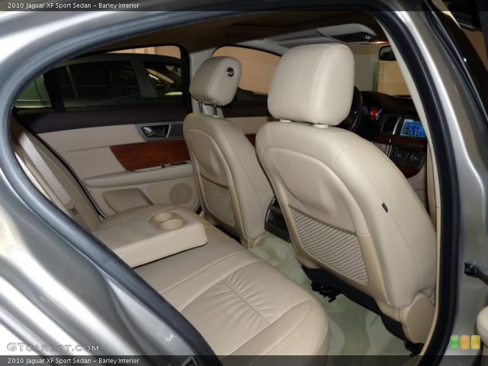 Barley Interior Photo for the 2010 Jaguar XF Sport Sedan #39817208