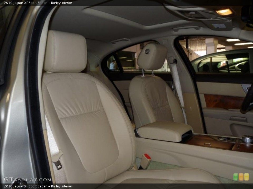 Barley Interior Photo for the 2010 Jaguar XF Sport Sedan #39817264