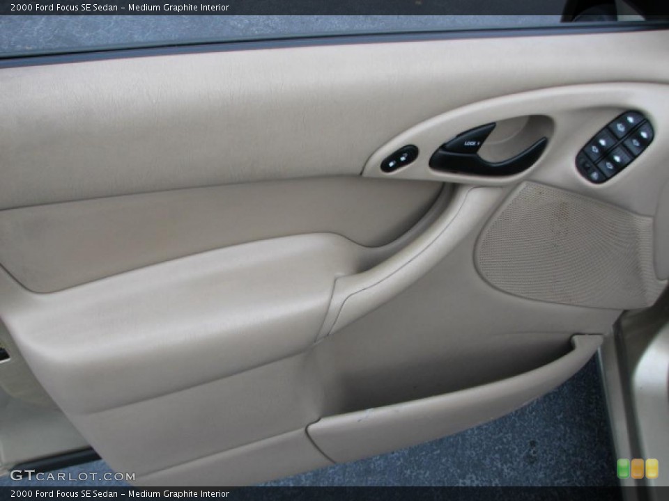 Medium Graphite Interior Door Panel for the 2000 Ford Focus SE Sedan #39823898