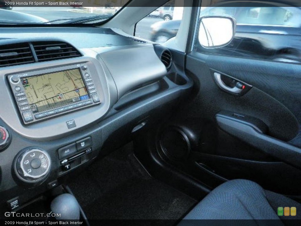 Sport Black Interior Photo for the 2009 Honda Fit Sport #39824438