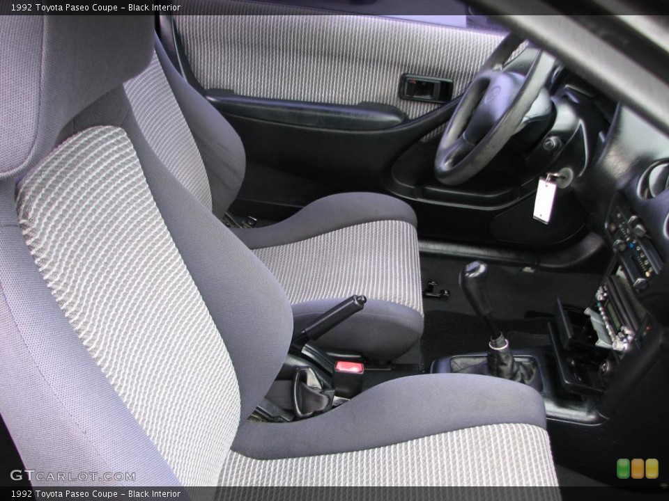 Black Interior Photo for the 1992 Toyota Paseo Coupe #39831631
