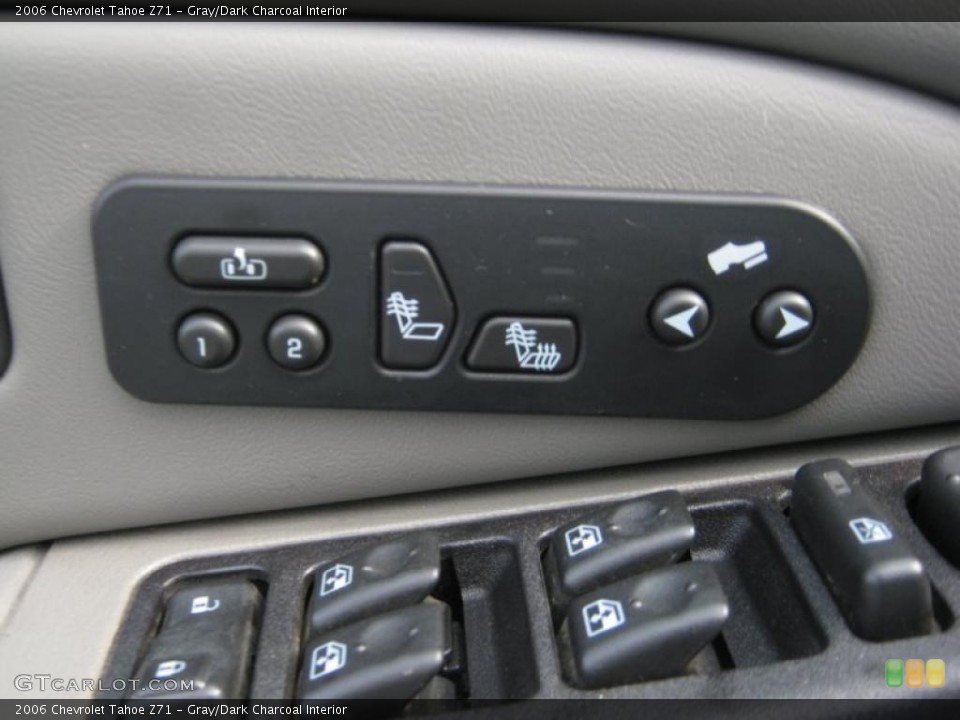 Gray/Dark Charcoal Interior Controls for the 2006 Chevrolet Tahoe Z71 #39832215