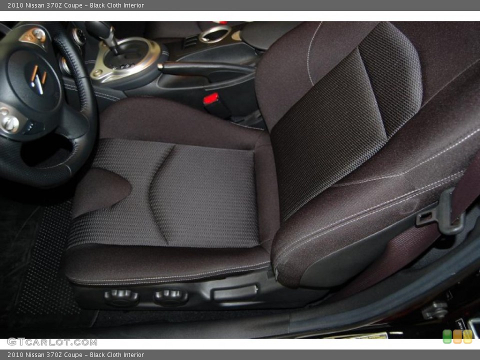 Black Cloth Interior Photo for the 2010 Nissan 370Z Coupe #39835930