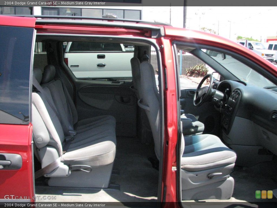 Medium Slate Gray Interior Photo for the 2004 Dodge Grand Caravan SE #39837639