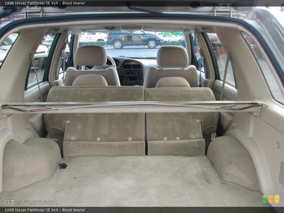 Blond Interior Trunk for the 1998 Nissan Pathfinder SE 4x4 #39838985