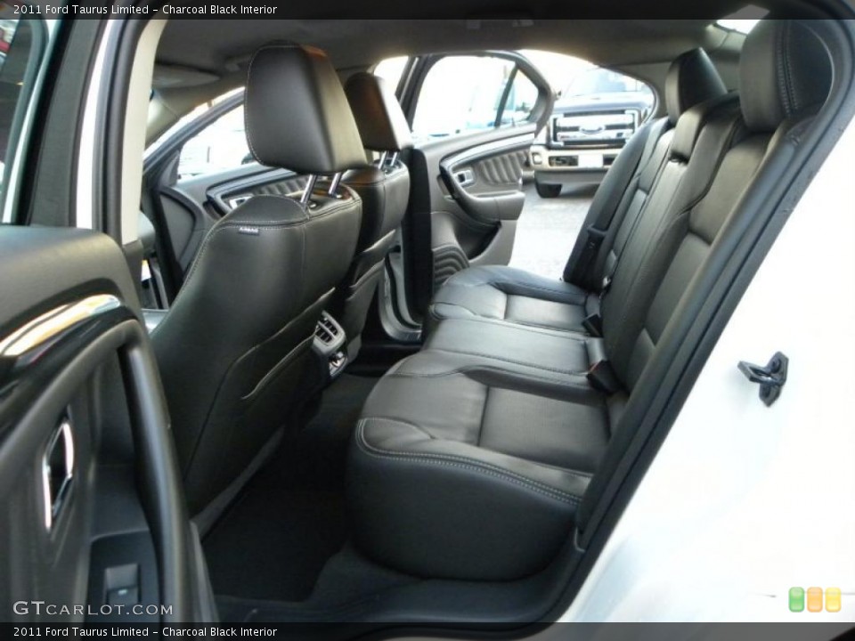 Charcoal Black Interior Photo for the 2011 Ford Taurus Limited #39842393