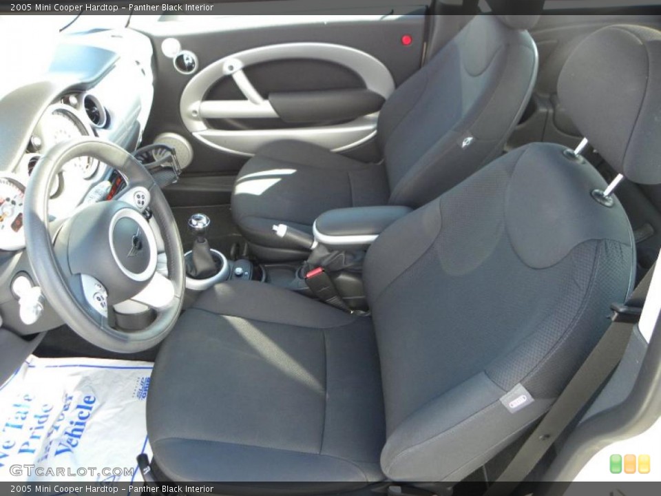 Panther Black Interior Photo for the 2005 Mini Cooper Hardtop #39843994