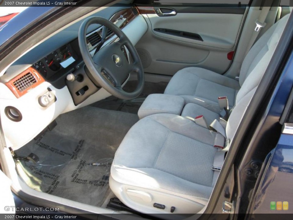 Gray Interior Photo for the 2007 Chevrolet Impala LS #39846034