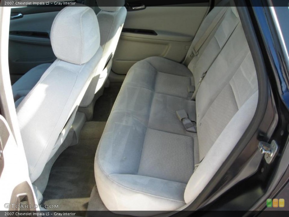 Gray Interior Photo for the 2007 Chevrolet Impala LS #39846126