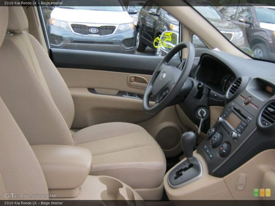 Beige Interior Photo for the 2010 Kia Rondo LX #39847766