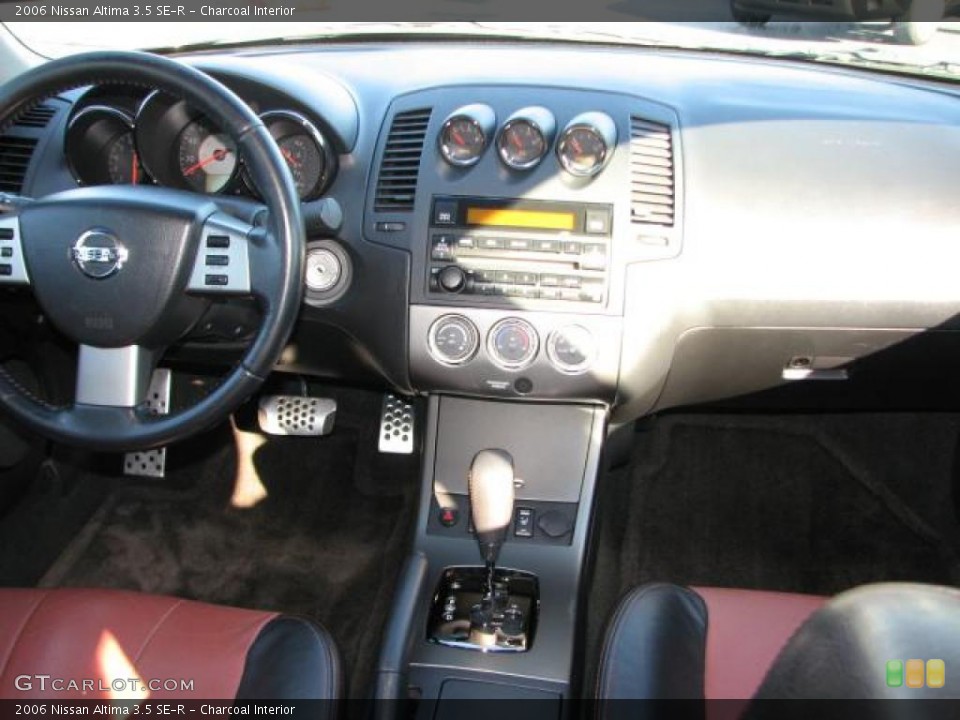 Charcoal Interior Dashboard for the 2006 Nissan Altima 3.5 SE-R #39850166