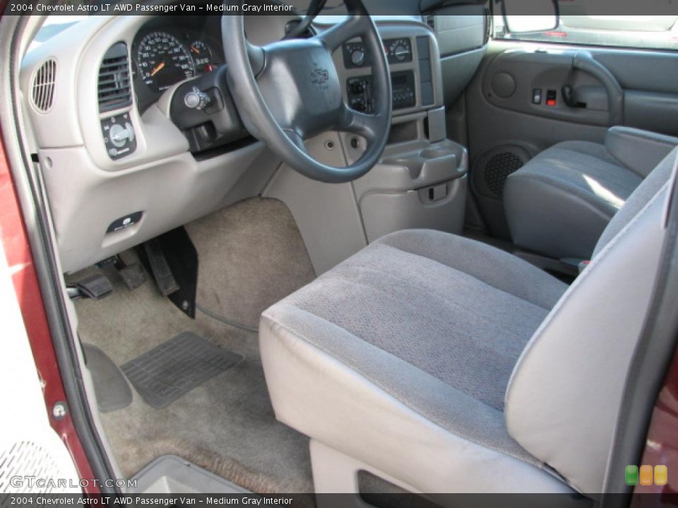 Medium Gray Interior Photo for the 2004 Chevrolet Astro LT AWD Passenger Van #39853386