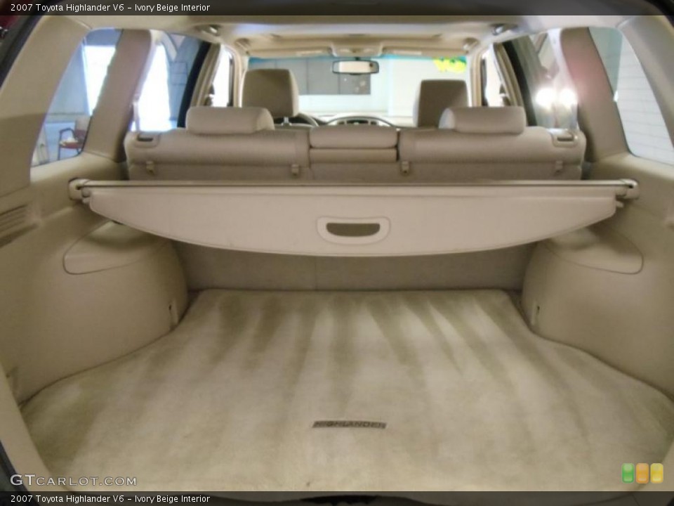 Ivory Beige Interior Trunk for the 2007 Toyota Highlander V6 #39858238