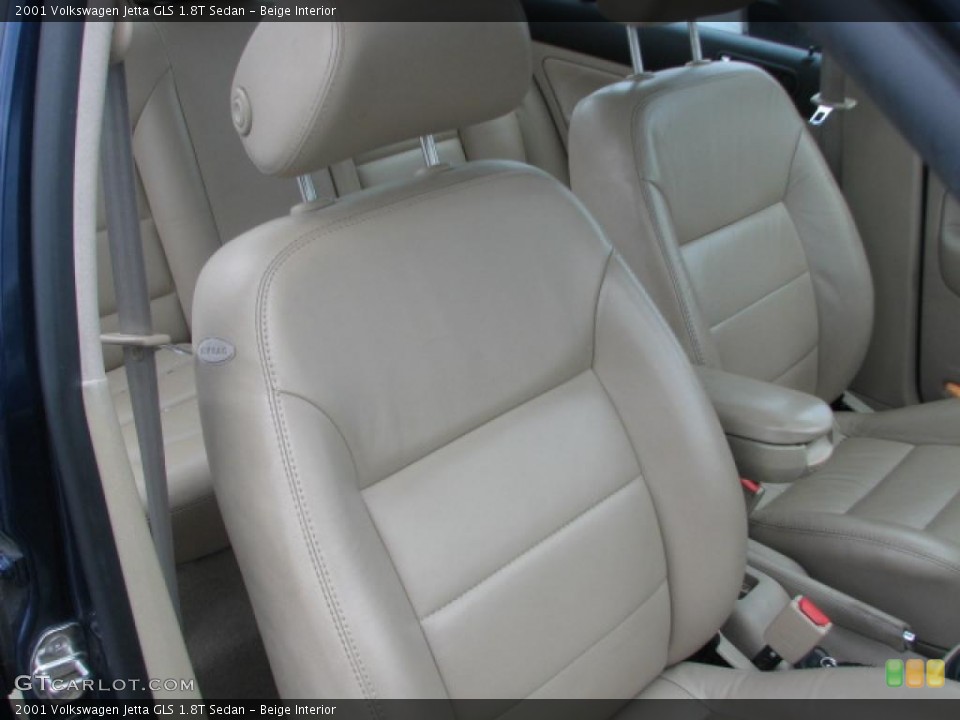 Beige Interior Front Seat for the 2001 Volkswagen Jetta GLS 1.8T Sedan #39860938