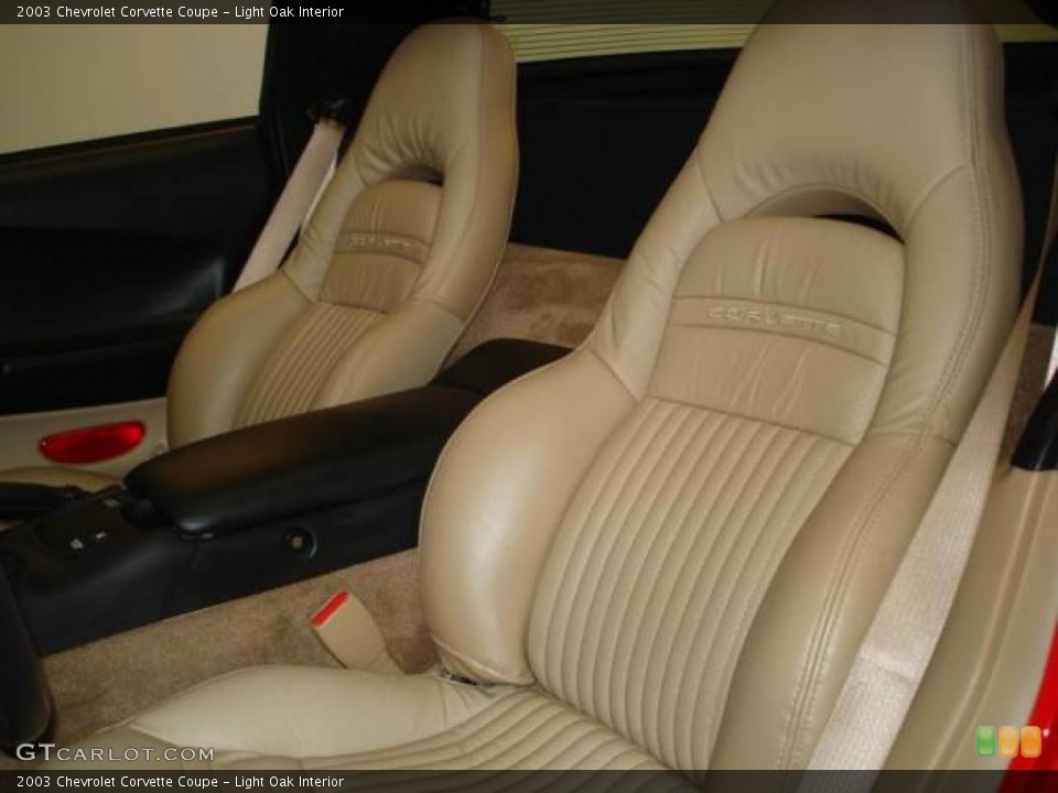 Light Oak Interior Photo for the 2003 Chevrolet Corvette Coupe #3986204