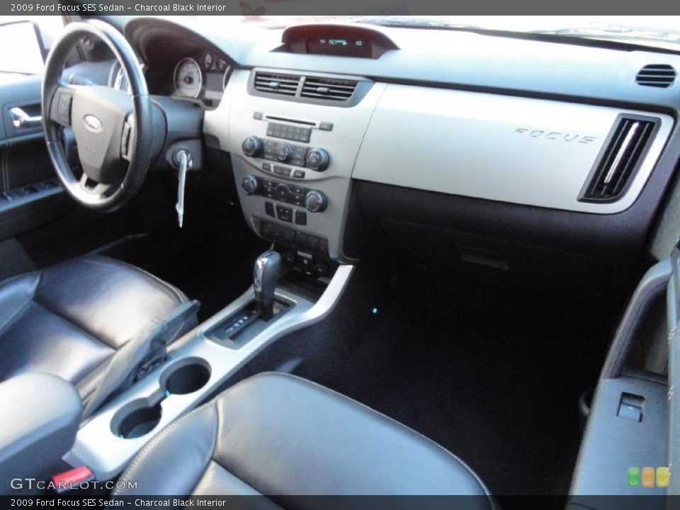 Charcoal Black Interior Dashboard for the 2009 Ford Focus SES Sedan #39862767