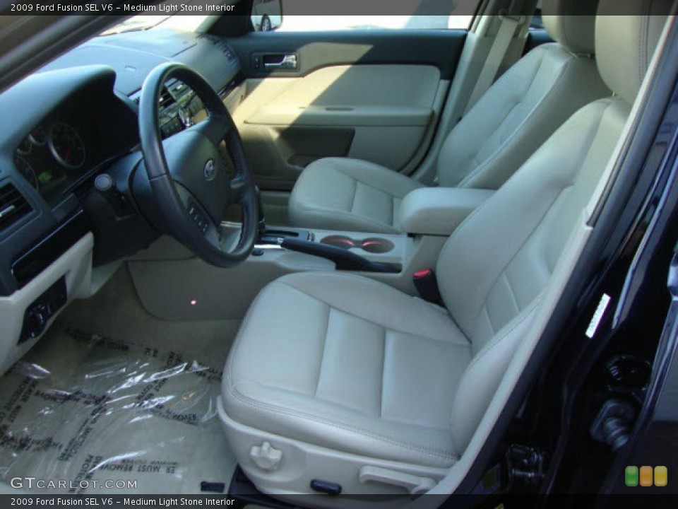 Medium Light Stone Interior Photo for the 2009 Ford Fusion SEL V6 #39866099