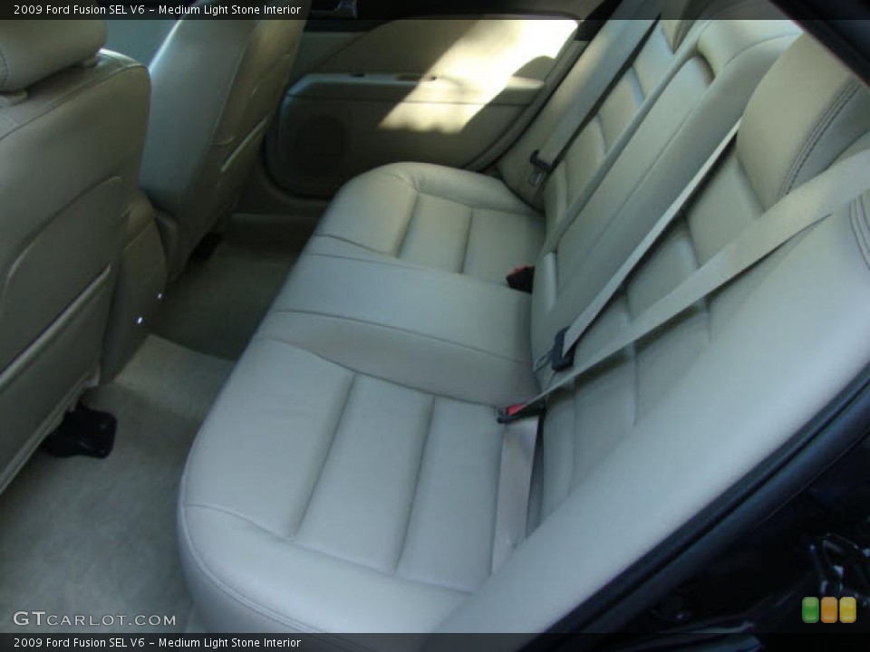 Medium Light Stone Interior Photo for the 2009 Ford Fusion SEL V6 #39866135