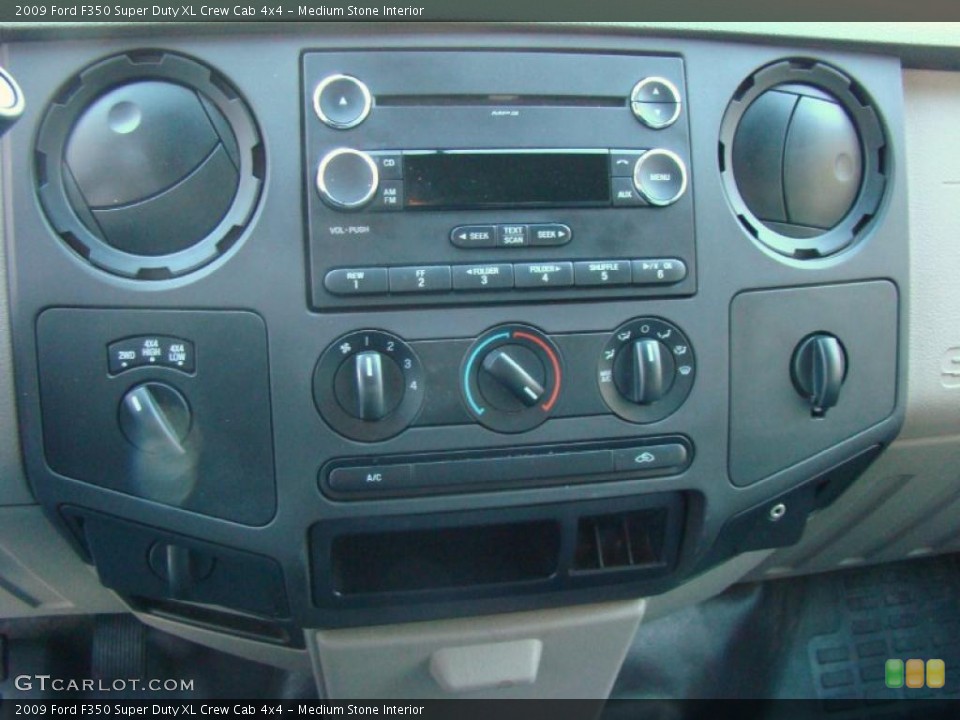 Medium Stone Interior Controls for the 2009 Ford F350 Super Duty XL Crew Cab 4x4 #39869354